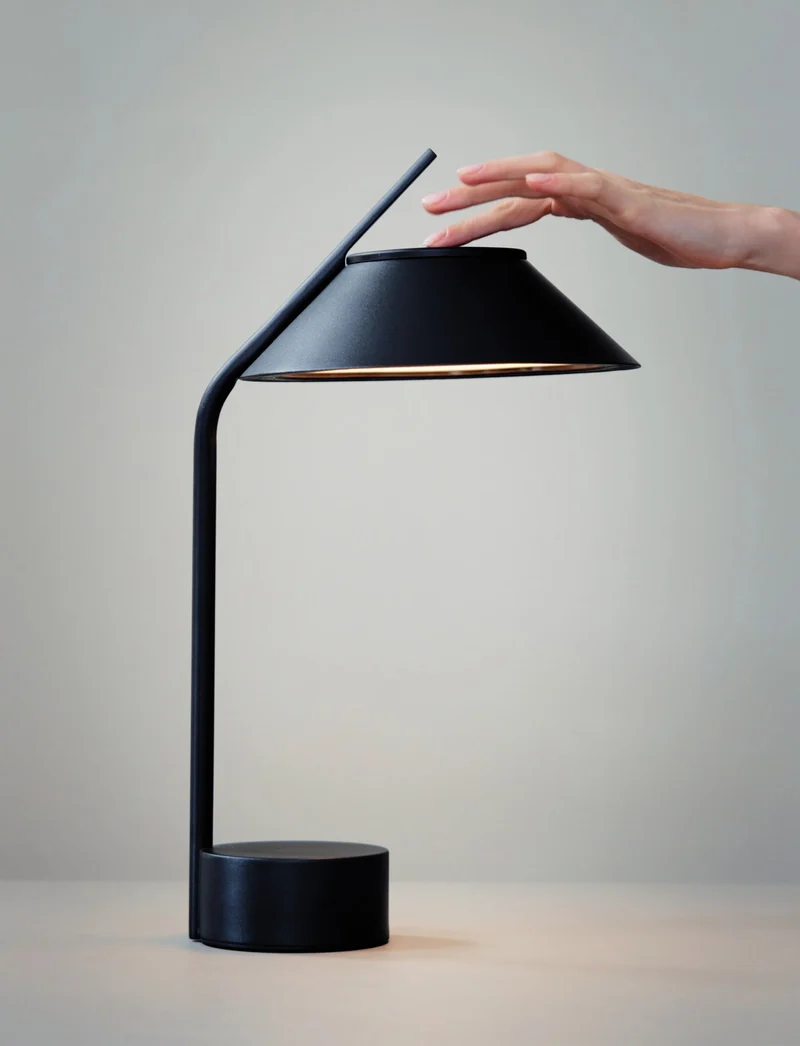 Vinkel LED-Tischleuchte, portable