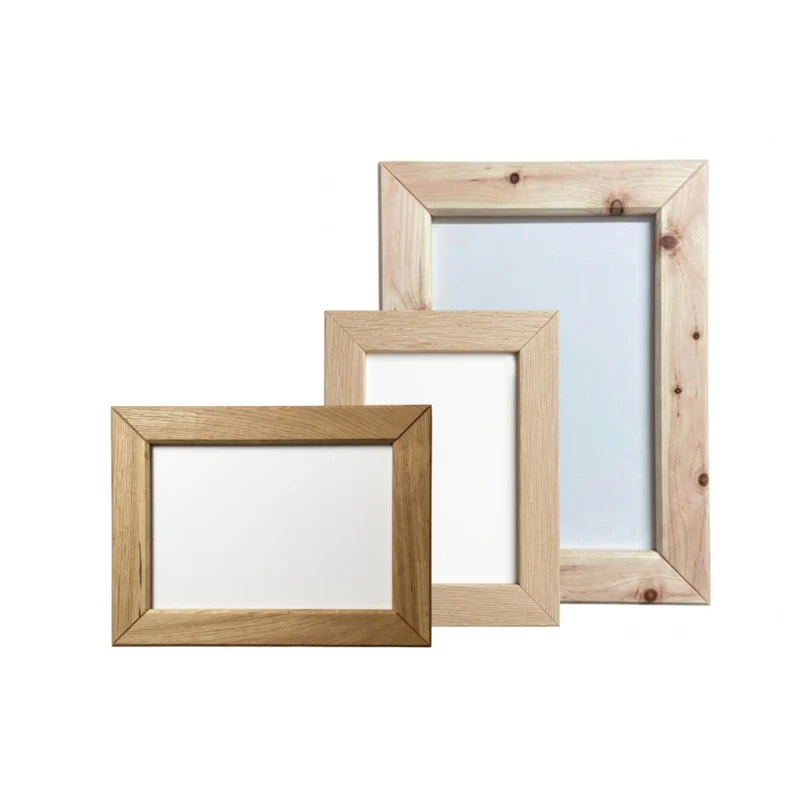 Massivholz Bilderrahmen 'Erbstück' | Zirbe oder Eiche | verschiedene Größen | 2 mm Glasscheibe | Made in Austria