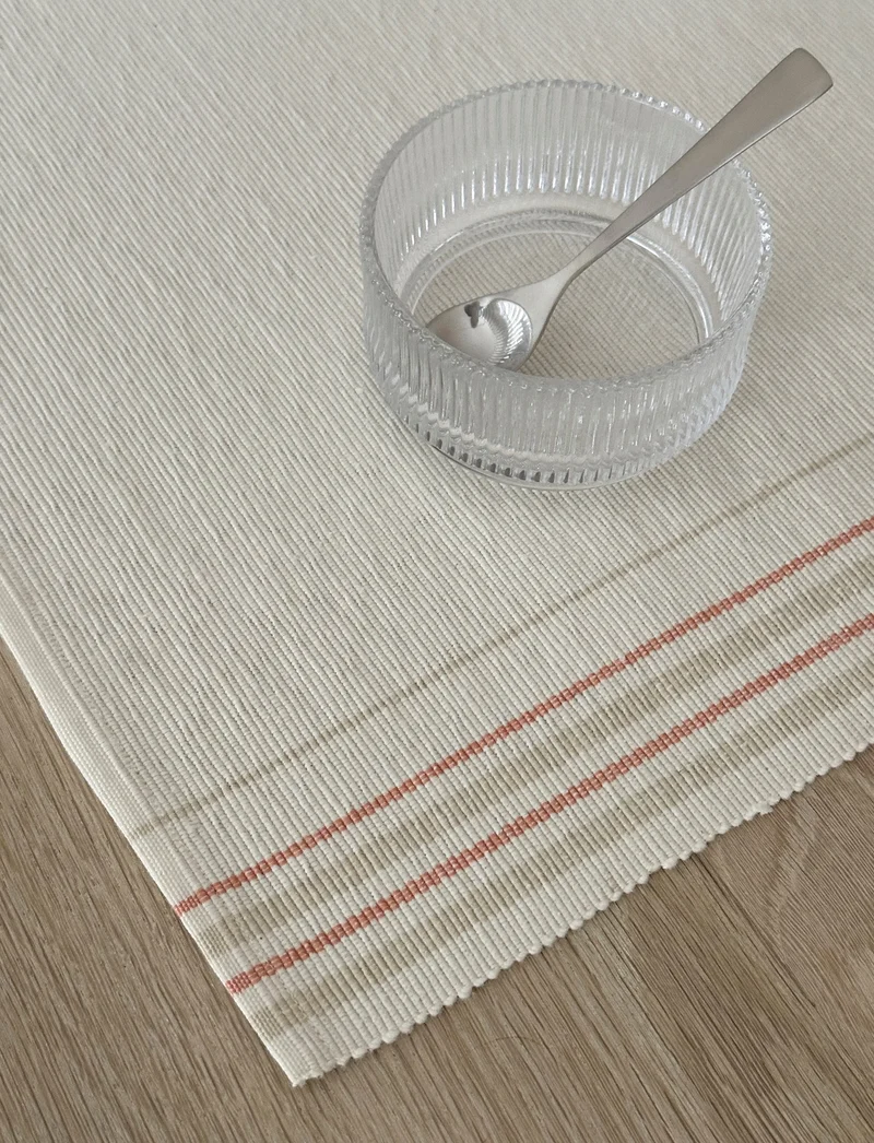Vibeke Klint Tischset Neutrale Linie 33x48 cm