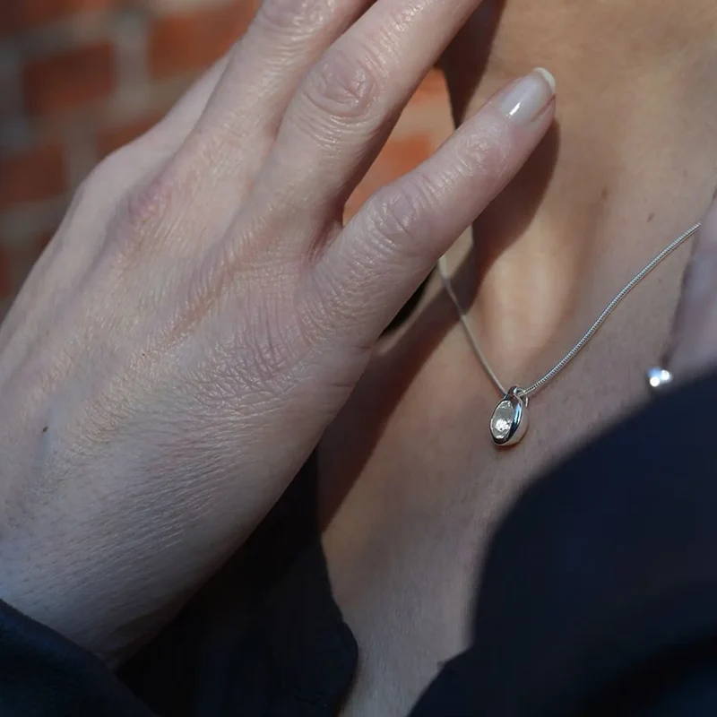 Kettenanhänger Silber weißer Topas 7mm Geschenk
