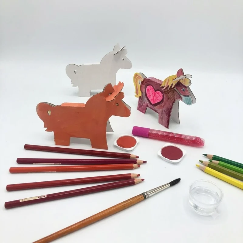UaB Geschenk | Ponys aus Pappe 'Pippa' | zum Zusammenstecken und Bemalen