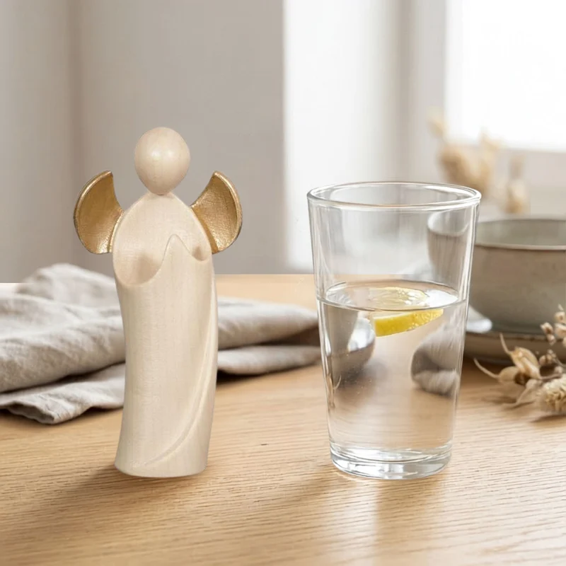 Engel 'Aurelia' | 11,5 cm | Ahorn | gewachst und Goldanstrich | Geschenk zu vielen Anlässen | Hergestellt in Südtirol