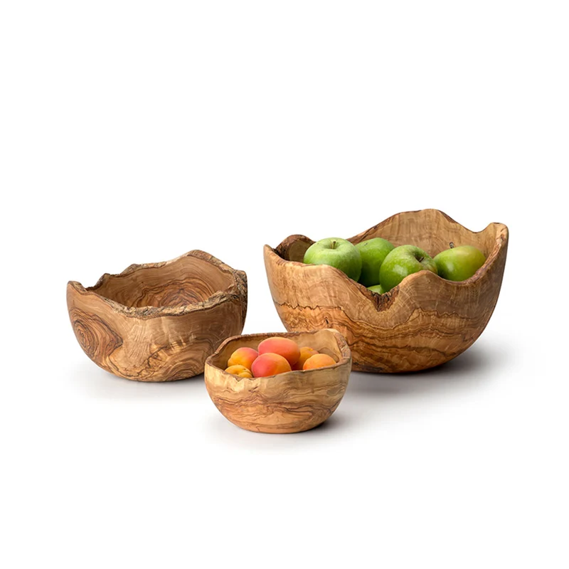 Schale Naturform aus Olivenholz – handgefertigt