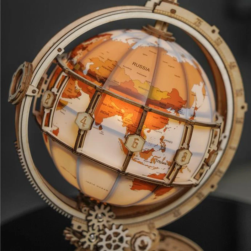 3D-Holzpuzzle Globus, beleuchtet