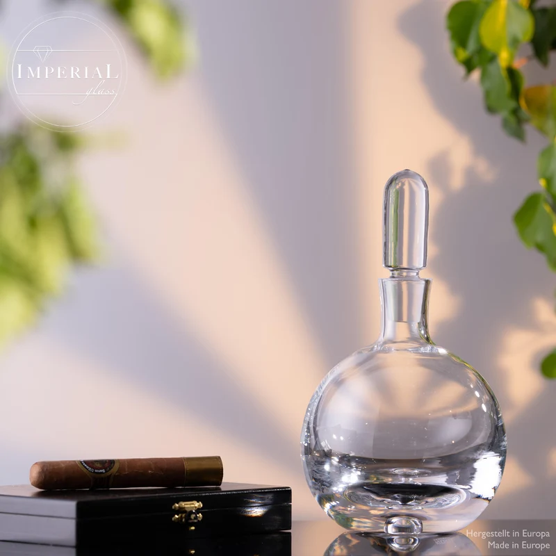 IMPERIAL Cognac Karaffe aus Crystalline Glas mit Glasstopfen und Luftblase im Boden 600ml Handarbeit
