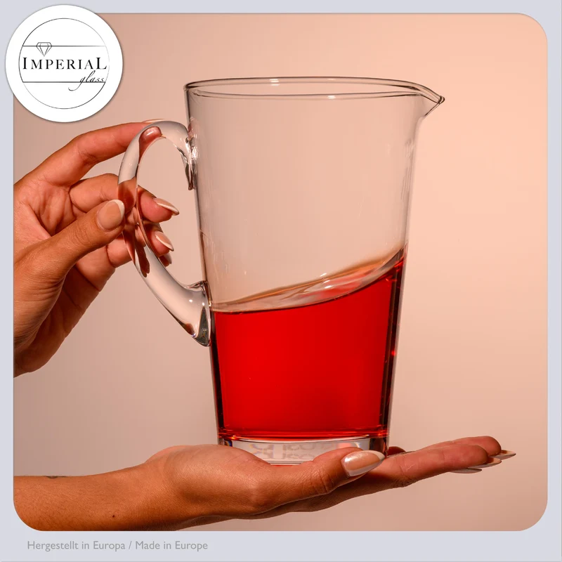 IMPERIAL Glaskaraffe 1,68L "Rom" - handgefertigte Karaffe aus Crystalline Glas mit Griff und Ausgießer