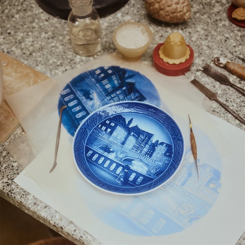 Royal Copenhagen Piatto di Natale 2026 "The Marble Bridge"