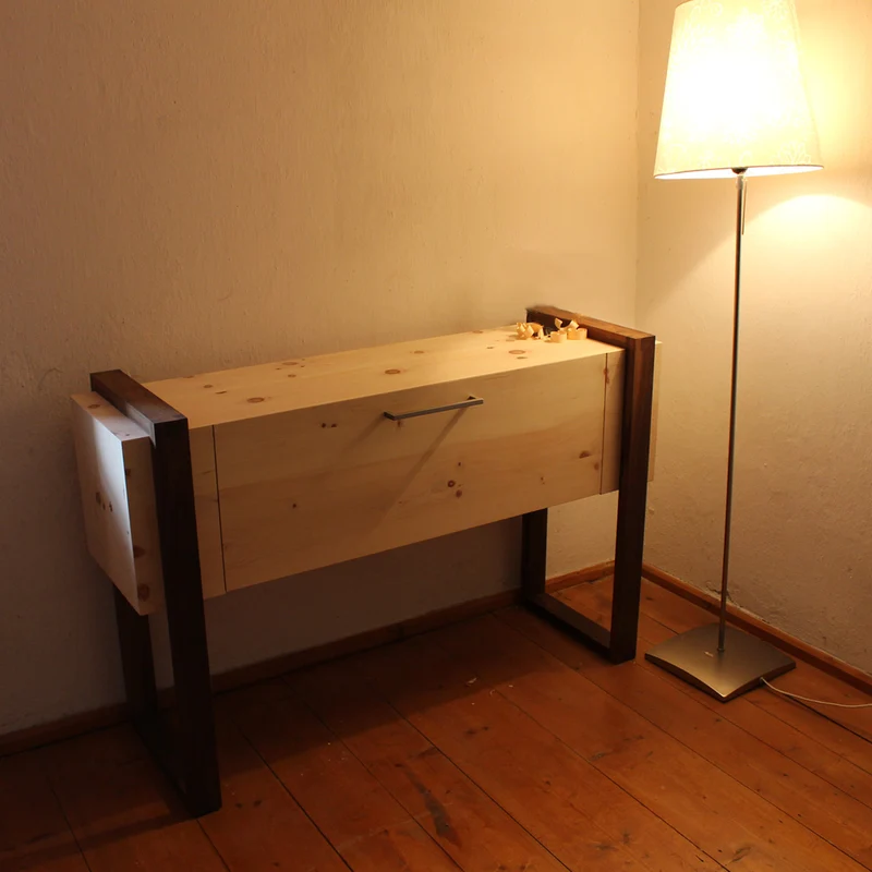 Sideboard 'Ahrn' | Zirbe roh | B 120 x T 37,5 x H 78 cm | Rahmen in Nuss | Made in Austria