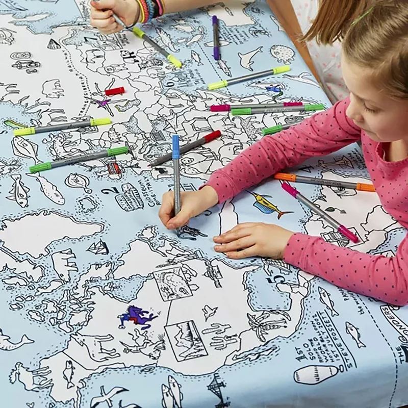 Color In World Map Baumwolltischdecke