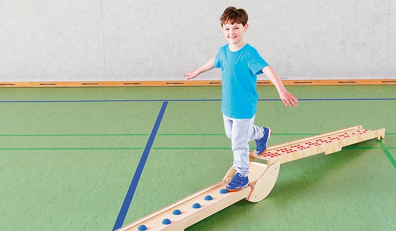Rocky Rocker | Bewegungs- und Spielgerät | ab 3 Jahren | lackiertes Birkensperrholz | 28,5 x 42 x 17 cm | Made in Germany