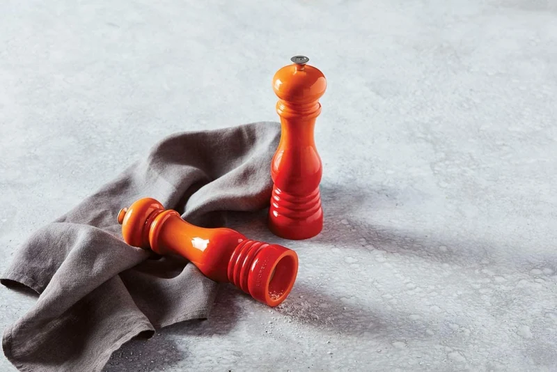 Le Creuset Macinino Sale