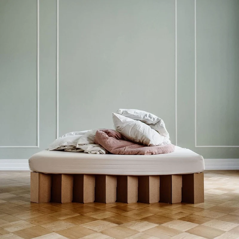 ROOM IN A BOX Faltbett aus Wellpappe – Klappbett ohne Lattenrost, nachhaltig & platzsparendh
