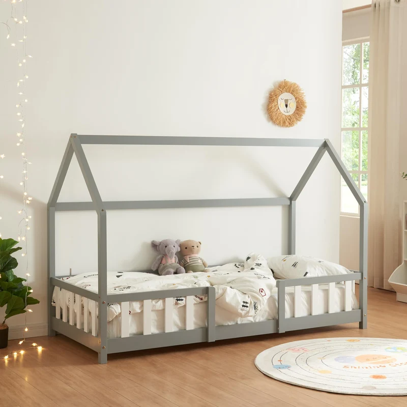 [en.casa] Kinderbett Montessori Hausbett Kiefernholz mit Rausfallschutz und Lattenrost für Kinder Bodenbett Weißh