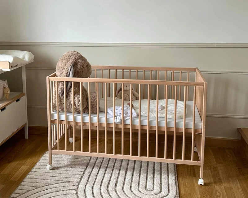 Webaby - Babybett Beistellbett Holz 60x120 cm Buche Natur LIO| Kinderbett Co-Sleeping babybett | Von Geburt an | Höhenverstellbar | Lattenrosth
