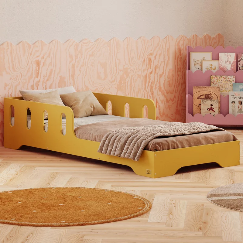 smartwood Montessori Kinderbett aus Holz mit Rausfallschutz & Lattenrost – Bodenbett für Kinder – FSCh