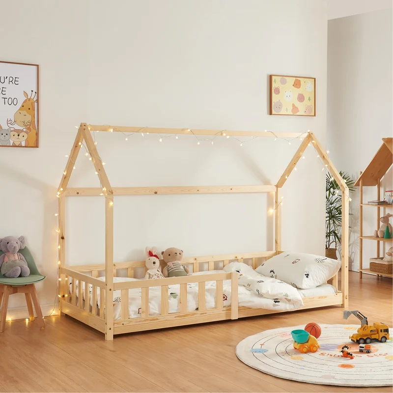 [en.casa] Montessori Kinderbett Hausbett aus Holz mit Rausfallschutz & Lattenrost – Bodenbett für Kinderh