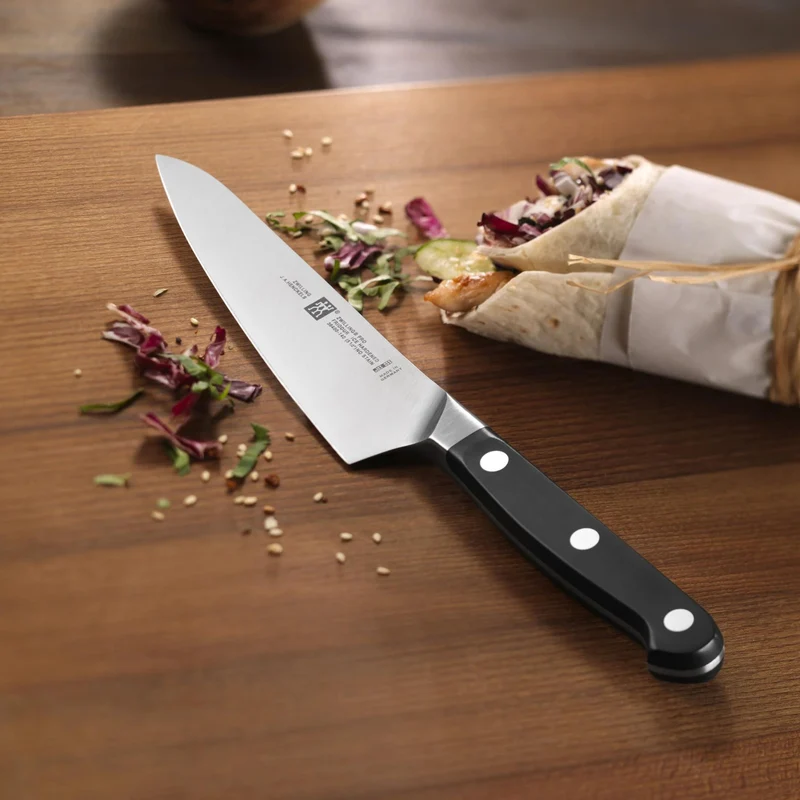Zwilling PRO Coltello Chef compact liscio cm 14 Forgiato