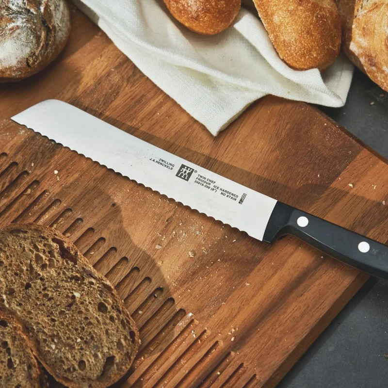Zwilling PROFESSIONAL S Coltello da Pane seghettato cm 20 Forgiato